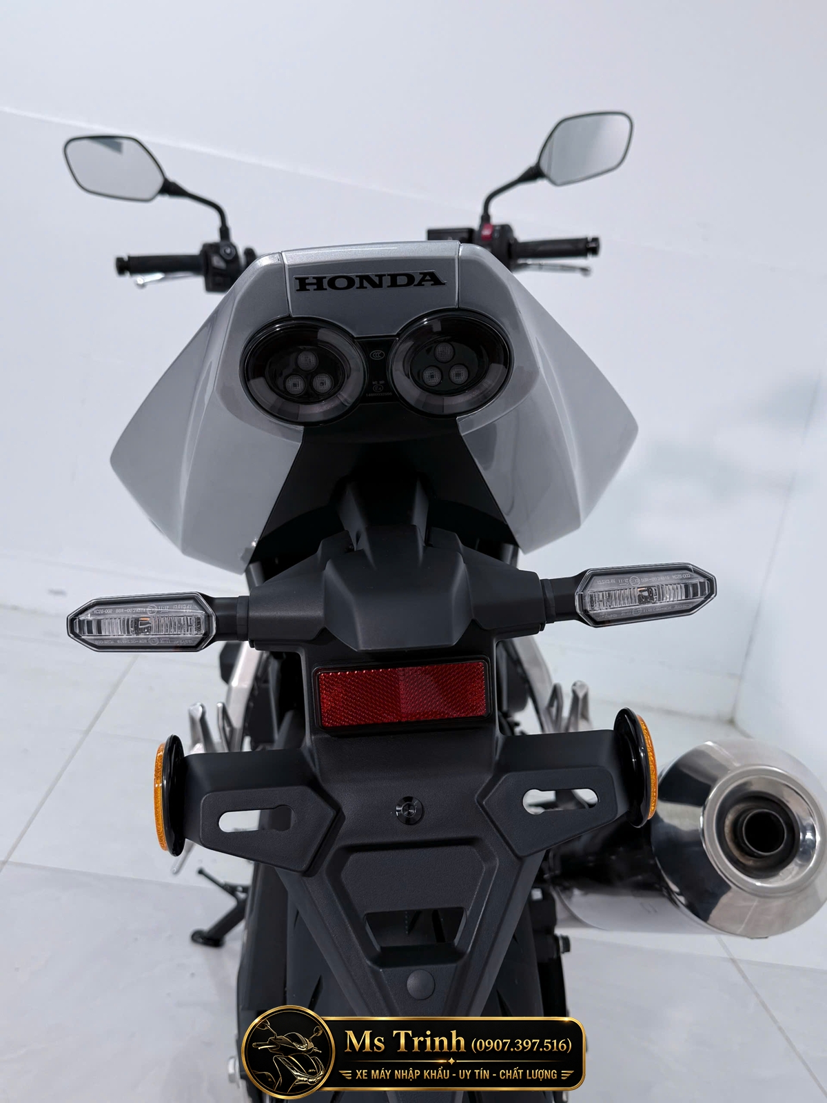 Đèn hậu LED đôi Honda CB500SF Super Four 2026 nổi bật với thiết kế thể thao và sắc nét